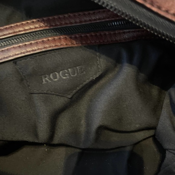 ROGUE VINTAGE LEATHER SHERPA LINES WEEKENDER BAG - Picture 7 of 10